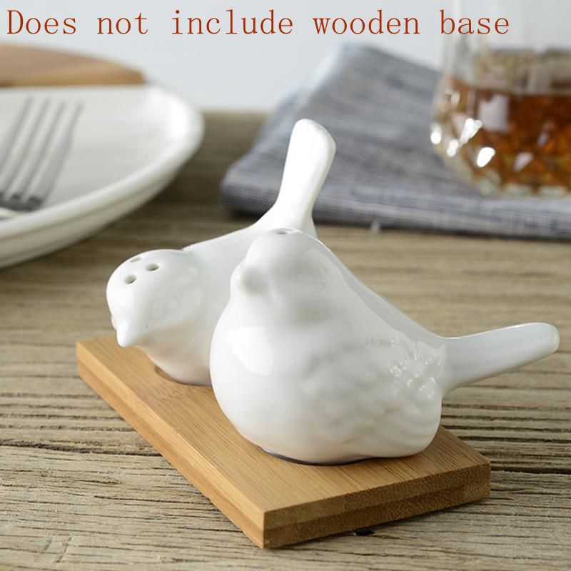 2pcs/set Hot Sales Ceramic Love Birds Salt Pepper Creative Spice jar Ceramic Pepper Pot Seasoning Container Kichen Tools Herb